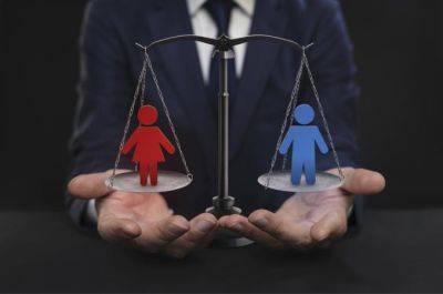 Минэкономики: разрыв зарплаты между мужчинами и женщинами за 7 лет сократился на 7,4%