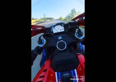 В Чехии «гений» на мотоцикле разогнался до 300 км/ч, а потом выложил видео в соцсети