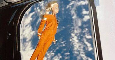 Забытая история. Первая кукла Барби полетела в космос в рамках секретной миссии Пентагона (фото) - focus.ua - США - Украина - Вашингтон