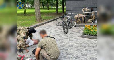 Наводили удары врага по Харькову: СБУ задержала «на горячем» двух корректировщиков