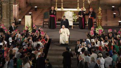 Папа римский призвал Европу найти пути для достижения мира в Украине