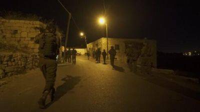 Необычный инцидент: солдаты ЦАХАЛа открыли огонь по поселенцу в маске