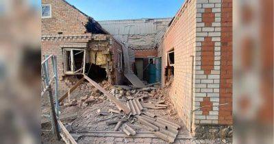 Россияне обстреляли Никополь из тяжелой артиллерии: пострадала женщина, повреждены дома и линии электропередач