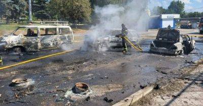 Сгоревшие машины и раненые люди: ВС РФ ударили по Купянску (фото)