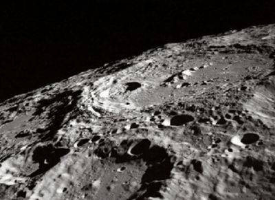 Российский космический аппарат разбился при посадке на Луну