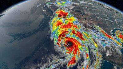 Ураган Хилари в США: более 1000 авиарейсов были отменены
