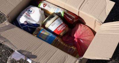 Переселенцам начали выдавать новую гуманитарную помощь, продуктовые наборы: как получить, где зарегистрироваться