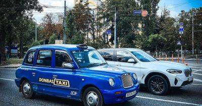 В Киеве заметили лондонское такси с необычным тюнингом (фото)