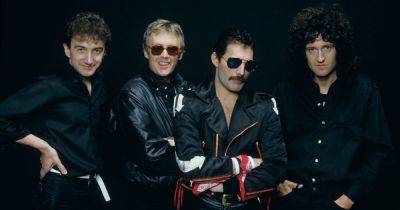 Культура отмены: песню группы Queen убрали из сборника хитов из-за "нетолерантного текста"