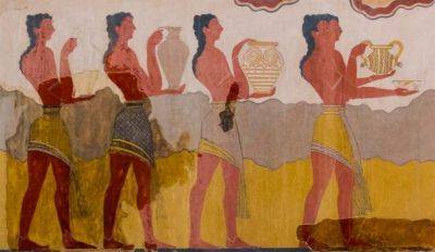 В Древней Греции воины носили юбки как символ мужества - фото