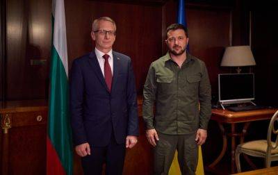 Зеленский обсудил с премьером Болгарии "зерновые коридоры"