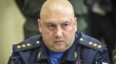 Генерала Суровикина сняли с должности командующего ВКС россии – журналист