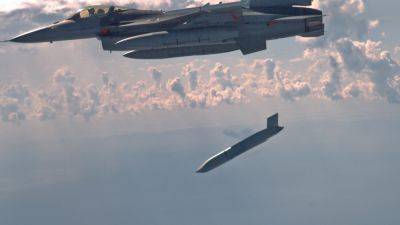 Вооружение для F-16 - какие ракеты может получить Украина