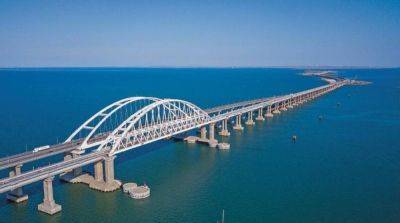 В районе Крымского моста прозвучали взрывы, а в Севастополе – выстрелы