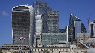 Банковский сектор Лондона лишился 7 тысяч сотрудников после "брексита"