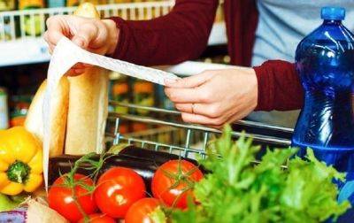 Украинцы тратят ползарплаты на еду, в то время как европейцы до 10%