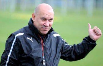 Экс-главный тренер футбольной сборной Беларуси пожаловался на пенсию