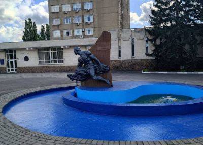 В Харькове восстановили памятник водопроводчикам