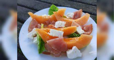 Салат с дыней и козьим сыром: легкий шлейф уходящего лета