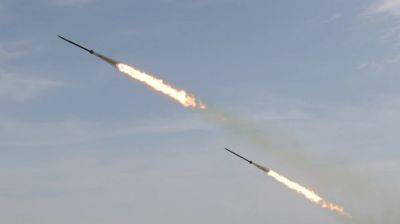 Воздушные силы сообщили о ракетной опасности в ряде областей