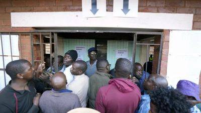 Зимбабве: выборы продлены из-за наплыва желающих
