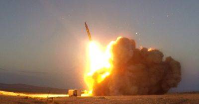 КСИР официально получил на вооружение два типа баллистических ракет (фото) - focus.ua - Украина - Израиль - Иран - Ракеты