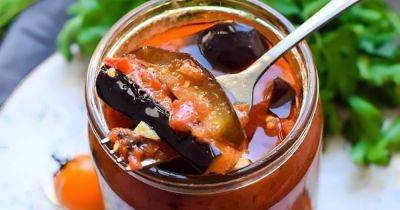 Вкуснейшая закуска на зиму: рецепт баклажанов в остром соусе