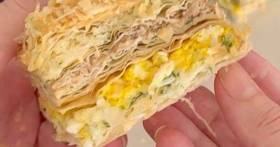 "Наполеон" с тунцом и сыром: простой рецепт оригинальной закуски (видео)