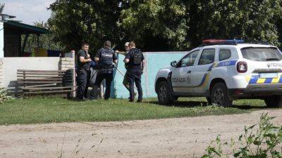 Конфликт разразился между полицейским и нетрезвым мужчиной на Одесчине: все привело к стрельбе