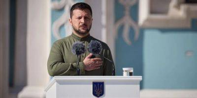 «Независимость из украинских рук мы не выпустим». Зеленский пообещал беречь единство Украины в сильной речи на Софийской площади