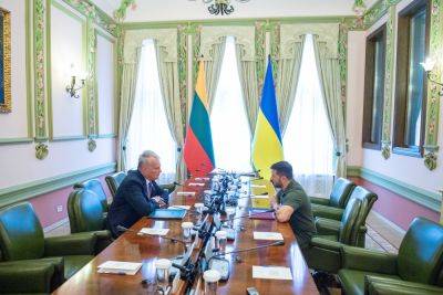 В поздравлении с Днем независимости Украины в Киеве Г. Науседа обещал всевозможную помощь