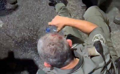 «Эфиопы» порезали полицейского на акции протеста в центре Тель-Авива