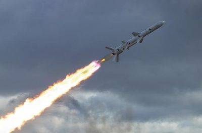 Получил ракету в ответ: как ВСУ атаковали российский боевой самолет прямо над Черным морем