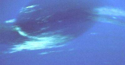 С Земли впервые было видно странное темное пятно на Нептуне: его секрет раскрыт (фото)