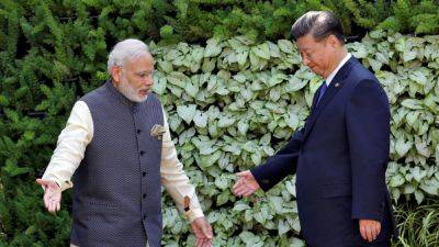 Си Цзиньпин - Глава КНР и премьер Индии обсудили деэскалацию на границе в Гималаях - svoboda.org - Китай - Индия - Пакистан - Бирма - Йоханнесбург