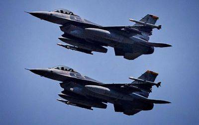 Несколько F-16 из обещанных Украине Нидерланды оставят для обучения пилотов