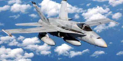 В Калифорнии разбился военный самолет F-18 Hornet