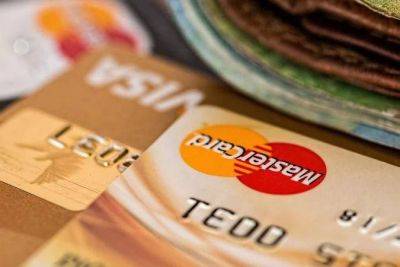 Mastercard и Visa отказываются от выпуска криптовалютных карт для Binance — Bloomberg