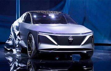 Nissan представил три новых электромобиля