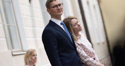Из-за "российского бизнеса" ее мужа: жители Эстонии требуют отставки премьера