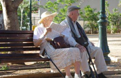 Лучше присядьте: пенсионеров, которые не будут тратить свою пенсию лишат выплат