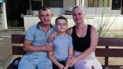 Сироту Женю из Украины впустили в Израиль, но лишь на 3 месяца