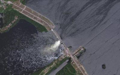 Зеленский: Мы отстроим дамбу на Каховской ГЭС