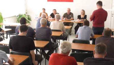 Подготовка к псевдовыборам: россияне проводят предвыборные встречи в Бердянске