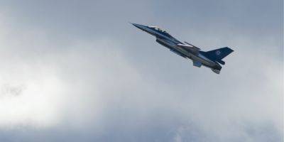 F-16 могут появиться у Украины весной 2024 года — Резников