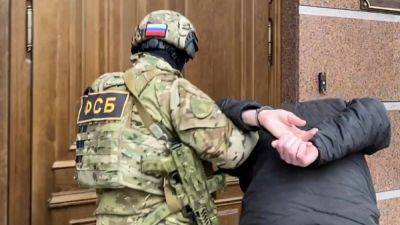 ФСБ задержала школьника по подозрению в подготовке теракта
