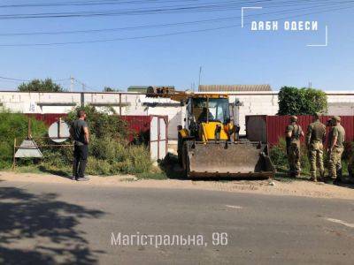 В Одессе снесли нахалстрой в Хаджибейском районе: на очереди еще несколько