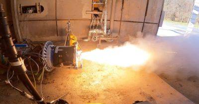 Доставка образцов грунта с Марса на Землю: NASA показало испытание новых ракетных двигателей (видео)
