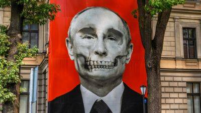 Жительницу Краснодара оштрафовали за сумку "смерть Путина лучше секса"