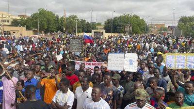 Нигер: сторонники правящей хунты вышли на акцию протеста